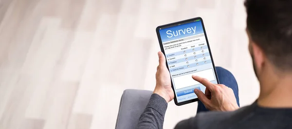 Close Man Filling Online Survey Form Digital Tablet — Stock Photo, Image