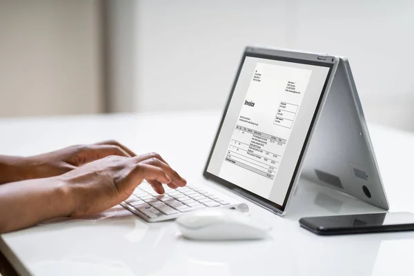 Digital Invoice Document Payment Receipt Laptop — 스톡 사진