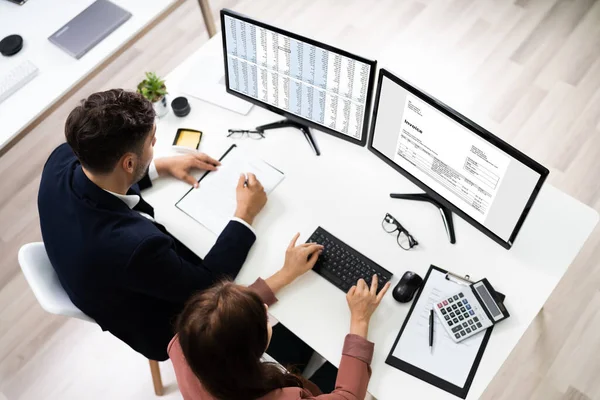 Elektronisk Business Faktura Kontrollera Använda Software Top View — Stockfoto