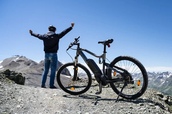 Bike Mountain Bicycle Задоволена Людина Мотоциклі — стокове фото