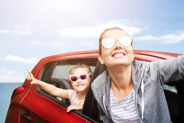 Familie Vakantie Met Auto Reizen Met Kinderen — Stockfoto