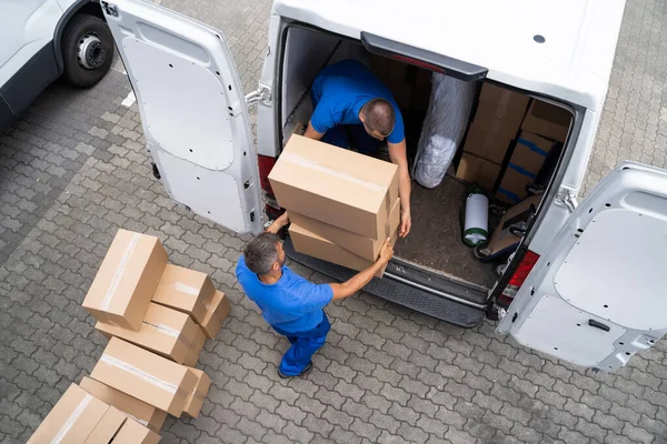 Entrega Camiones Abierta Mover Hombres Cajas Móviles —  Fotos de Stock