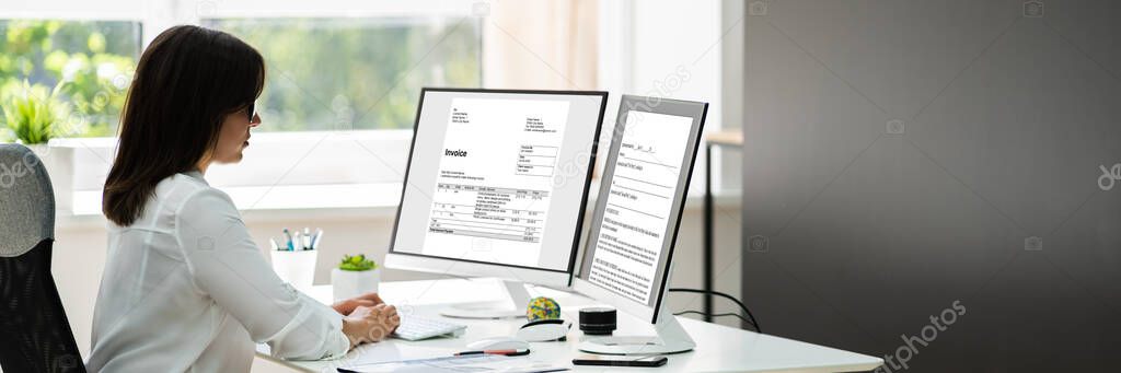 Online Invoice Management Software On Computer Screen