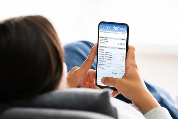 Mobile Banking Online Smart Phone Penningöverföring — Stockfoto