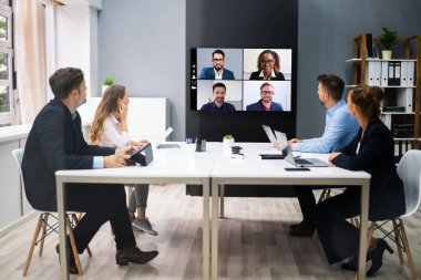 Çevrimiçi Video Konferansı Sosyal Mesafe Webinar İş Toplantısı