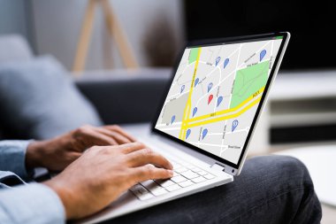 Haritadaki GPS Konum Araması Evde Çevrimiçi