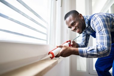 Caulk Sealant Uygulaması. Silikon Pencere Mührü ve Su geçirmezliği