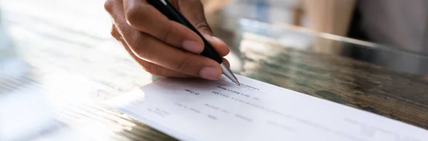 African Writing Money Cheque Verificação Sinal Paycheck — Fotografia de Stock