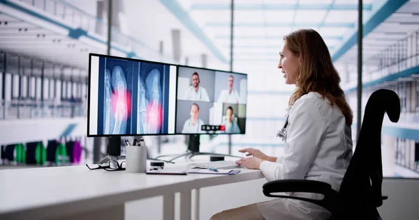 Medical Doctor Video Conference Technology Online Elearning — Stock Photo, Image