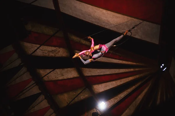 Cacak Serbie Juin 2018 Cirque International Appelé Corona Pièce Acrobate — Photo