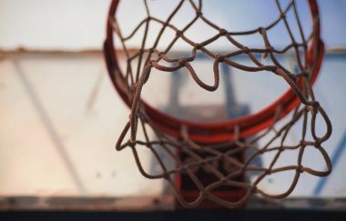 Basketbol çember ve eski net ayrıntıları. 