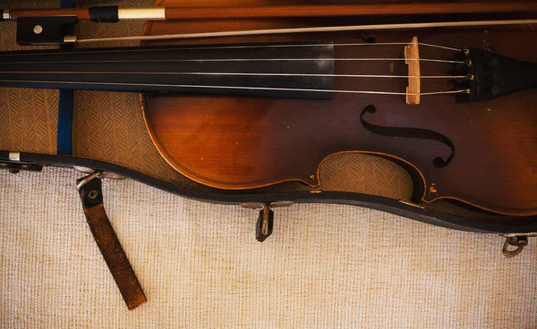 Dettagli Vecchio Polveroso Violino Cecoslovacco — Foto Stock