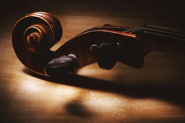 Vista Perto Velho Violino Empoeirado Detalhes Madeira Estrutura — Fotografia de Stock