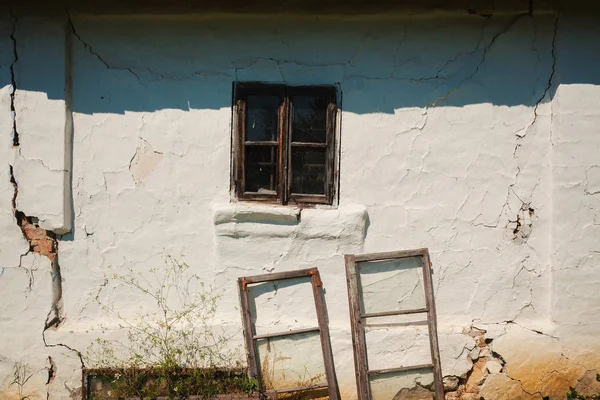 Fachada da casa velha — Fotografia de Stock