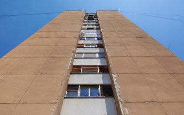 Soyut bir eski bina