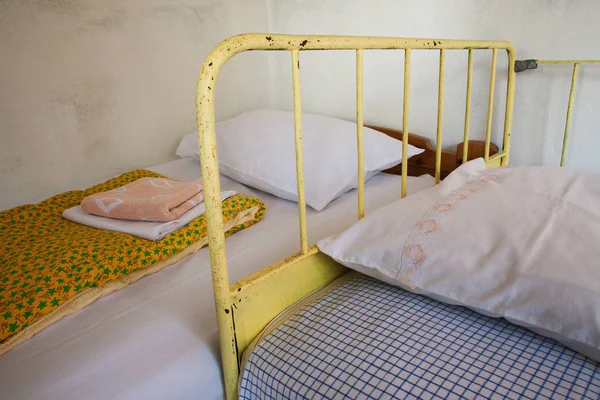 Old Clean Beds — Stock Photo, Image