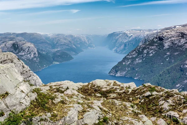 Preikestolen Kazatelna Pohled Lysefjordu Fjordu Vyrobeno Preikestolen Kazatelna Rock Jižním — Stock fotografie