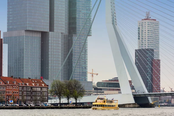 Ρότερνταμ Ολλανδία Απριλίου 2018 Άποψη Σχετικά Erasmus Γέφυρα Αστικό Τοπίο — Φωτογραφία Αρχείου