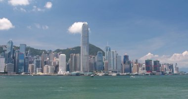 Victoria Harbor, Hong Kong - 31 Mayıs, 2018: Hong Kong cityscape