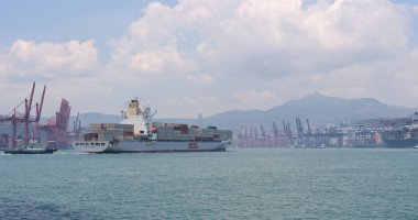 Kwai Tsing, Hong Kong - 02 Mayıs, 2018: Kwai Tsing konteyner Terminal