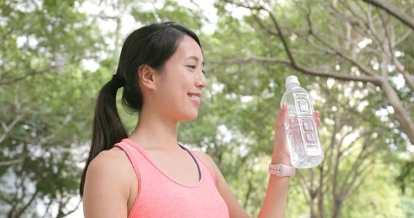 Deporte Mujer Beber Botella Agua Aire Libre Después Correr —  Fotos de Stock