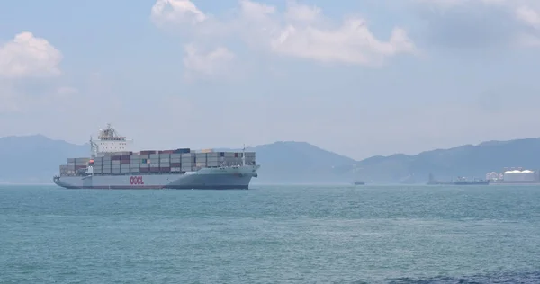 Hong Kong Maja 2018 Przekazywanie Portu Statek Towarowy — Zdjęcie stockowe