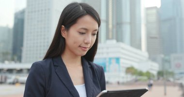 Dizüstü bilgisayar yılında Hong Kong şehrin Asya işkadını çalışmaları