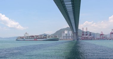 Kwai Tsing, Hong Kong - 02 Mayıs, 2018: Kwai Tsing konteyner Terminal Hong Kong  