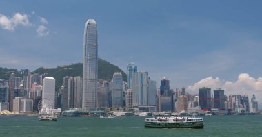 Hong Kong - 31 Mayıs, 2018: Hong Kong kentsel cityscape güneşli gün ile