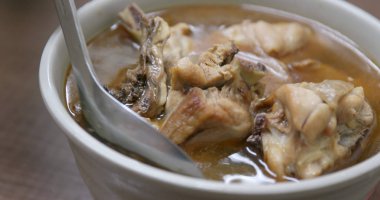 Susam yağı tavuk çorbası