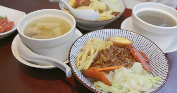 Ryżu Mielonego Mięsa Wieprzowego Restauracji Tajwański — Zdjęcie stockowe