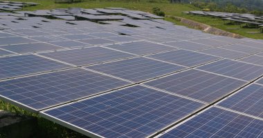 Güneş paneli bitki İstasyonu