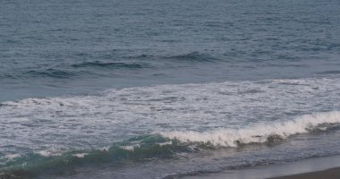 Büyük dalgalar Oda