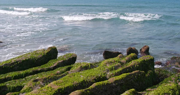 Зеленый Риф Тайбэя Лаомея — стоковое фото