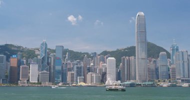 Victoria Harbor, Hong Kong - 31 Mayıs, 2018: Hong Kong işareti