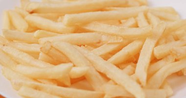 Kızarmış patates yığını kapat