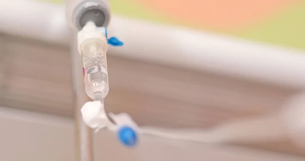 Infuzní Pumpy Nebo Intravenózní Infuzi Fyziologického Roztoku Pro Pacienta — Stock fotografie