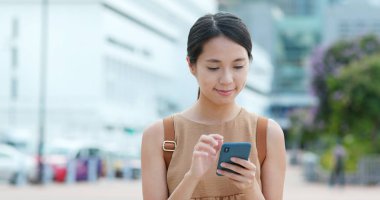 Cep telefonu şehir kontrol kadın