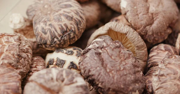 Stapel Trockener Pilze Aus Nächster Nähe — Stockfoto