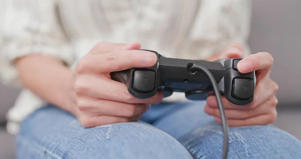 Woman Playing Video Game — Stock Photo, Image