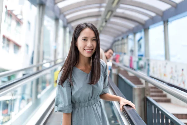 Mulher Asiática Viajando Hong Kong — Fotografia de Stock