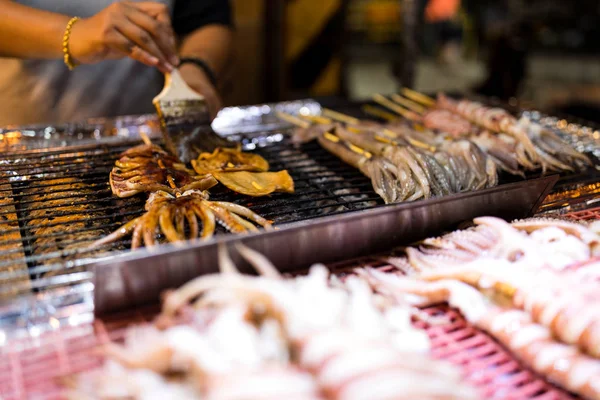 Barbecue Inktvis Avondmarkt — Stockfoto