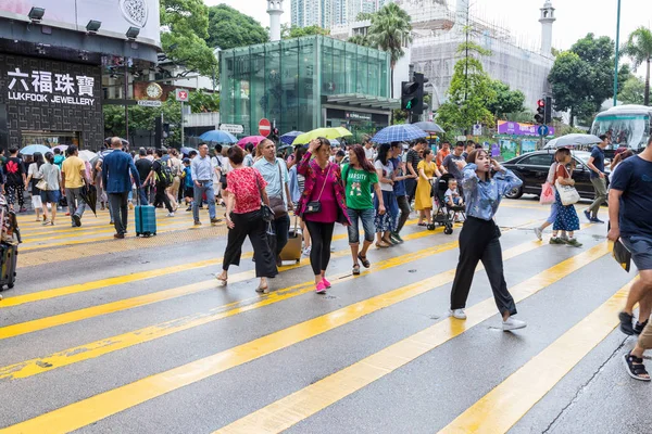 Tsim Sha Tsui Hong Kong Août 2018 Les Gens Traversent — Photo