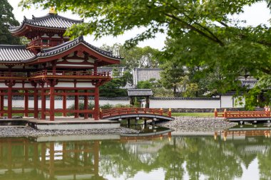 Kyoto, Japonya - 04 Ekim, 2016: Kyoto Byodo içinde tapınak