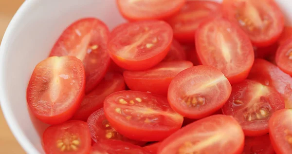 Stapel Frischer Kirschtomaten Schüssel — Stockfoto