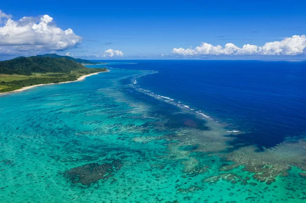 熱帯ラグーンの石垣島の空撮 — ストック写真