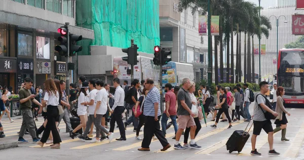 Tsim Sha Tsui Hong Kong Setembro 2018 Pessoas Caminhando Para — Fotografia de Stock