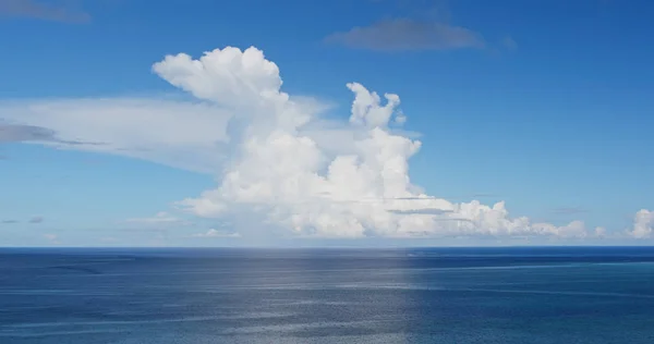 Σαφούς Μπλε Ουρανού Και Θάλασσας Ishigaki Νησί — Φωτογραφία Αρχείου