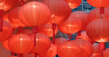 Açık kırmızı Çin fenerler