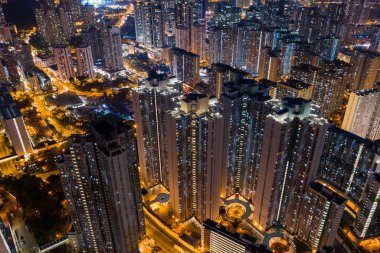 Wong Tai Sin, Hong Kong - 09 Ekim, 2018: gece Hong Kong şehir